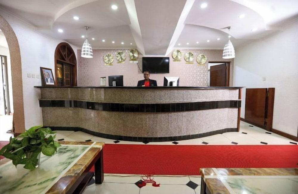 THE HENNESSIS HOTEL 1057788 — 5