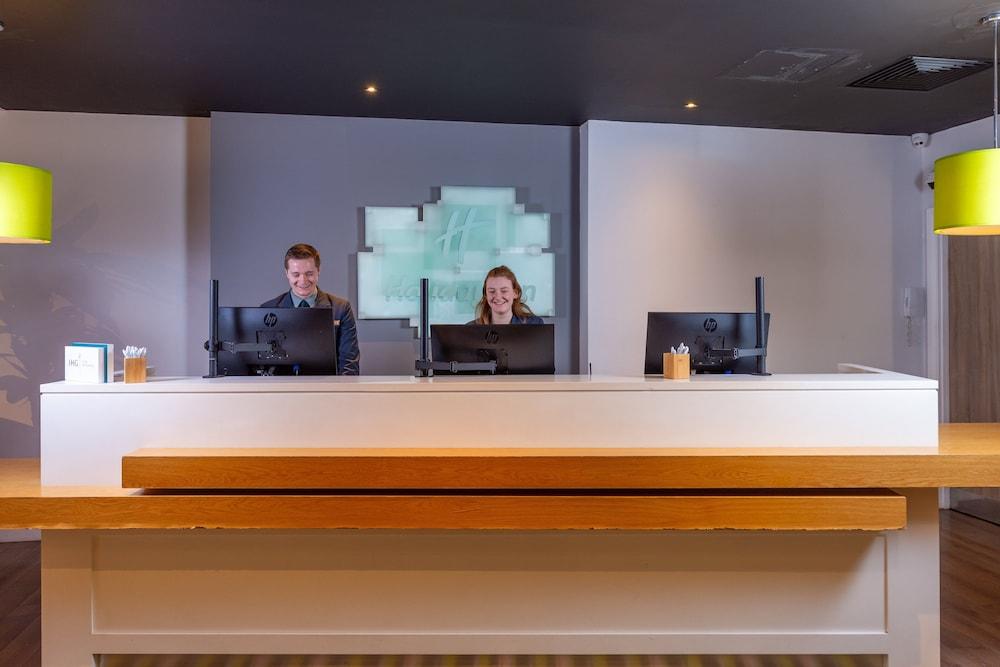 HOLIDAY INN LIVERPOOL — 6