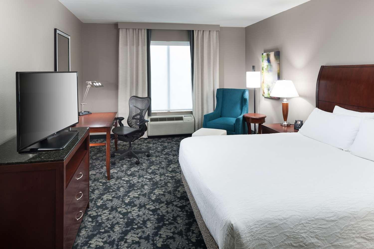 Hilton Garden Inn Frisco — 10