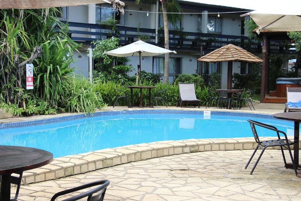 CAPRICORN INTERNATIONAL HOTEL — 6