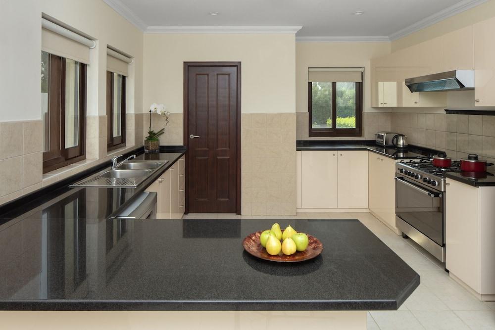 Dubai Creek Club Villas — 2
