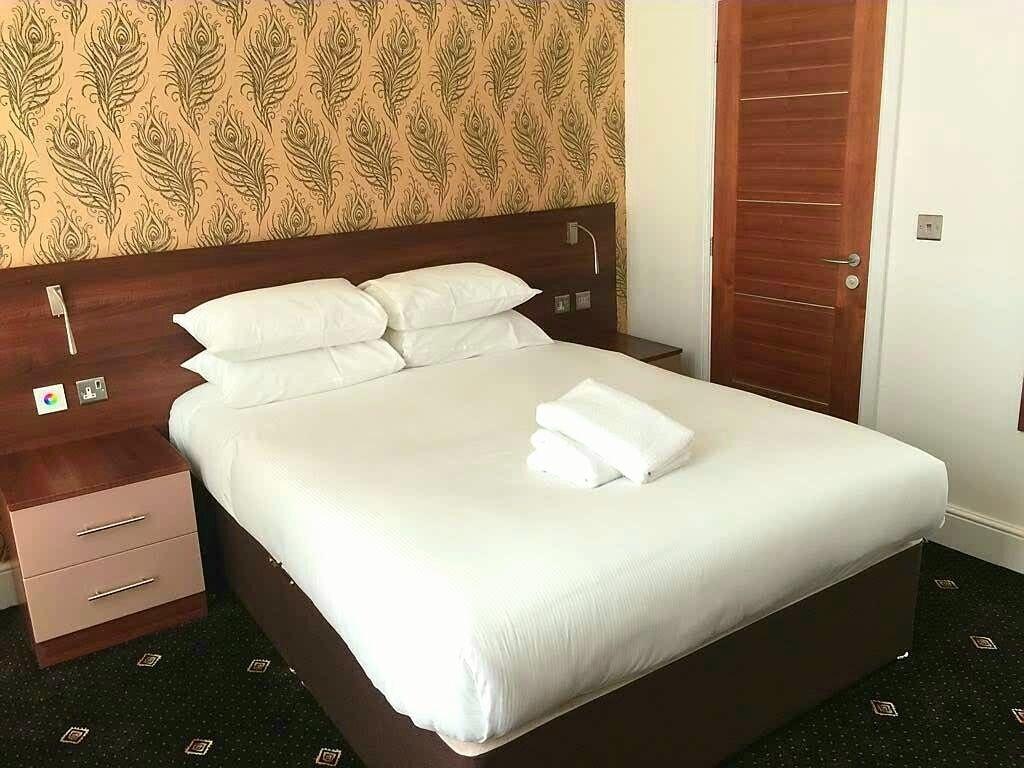 Marlborough Hotel — 6