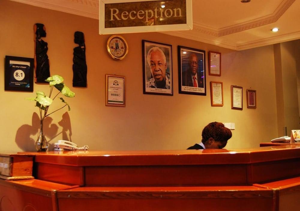 MC ELLYS HOTEL(V) — 5