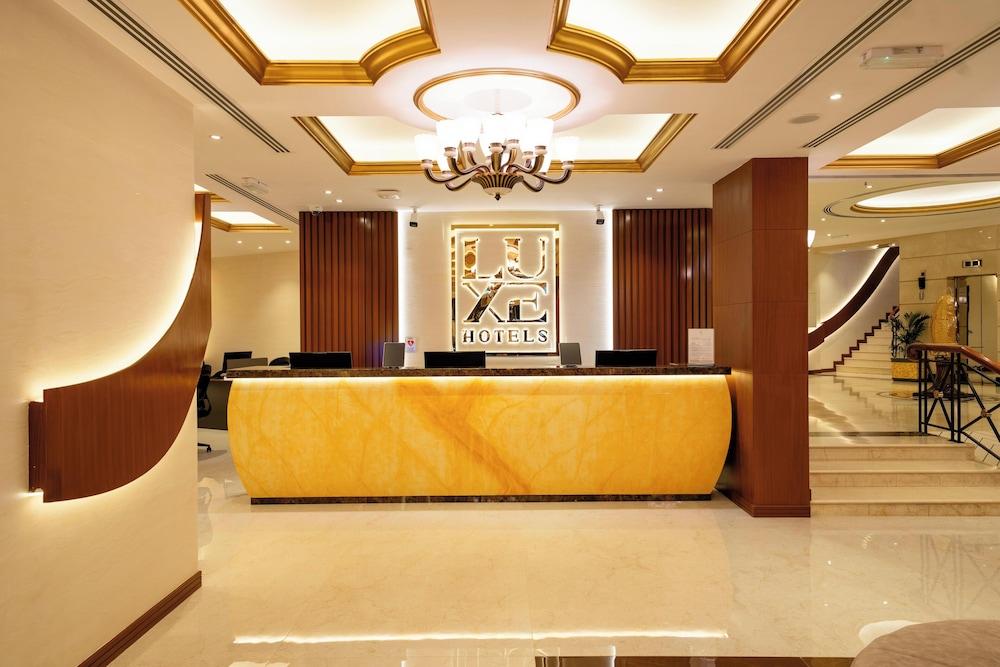 Luxe Avenue Hotel — 9