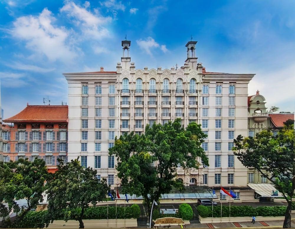 Gran Mahakam Hotel — 3