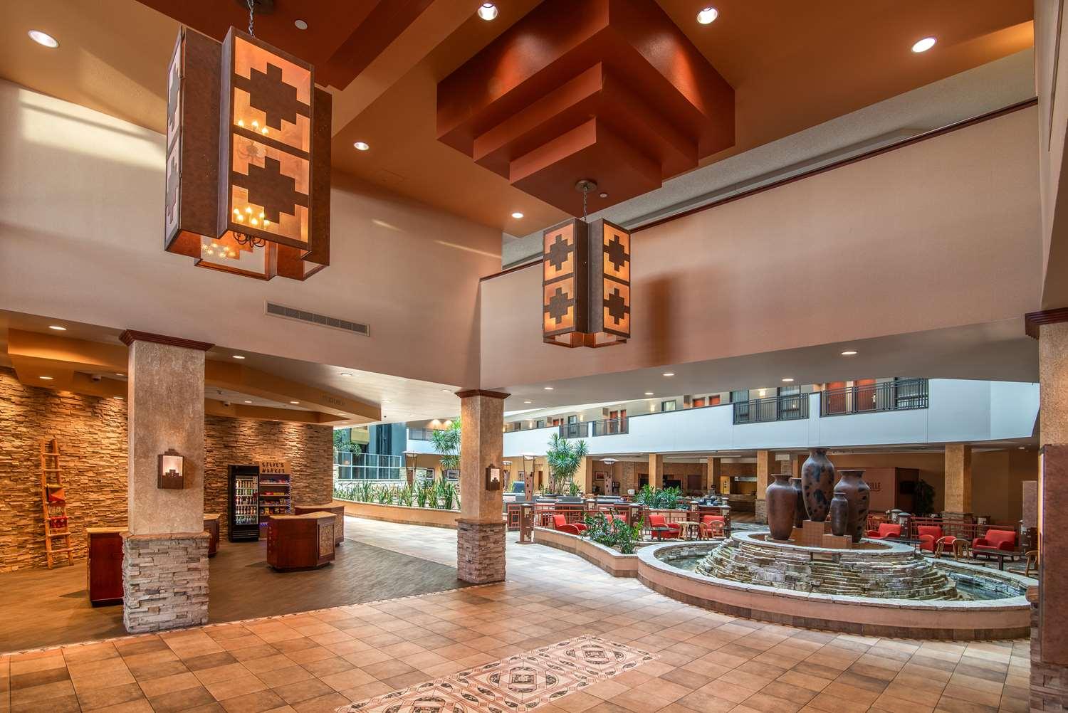 Embassy Suites by Hilton Albuquerque — 8