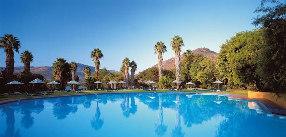 SUN CITY CABANAS