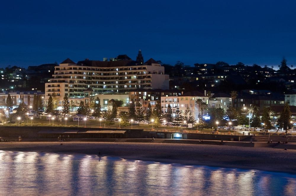 CROWNE PLAZA COOGEE BEACH — 3