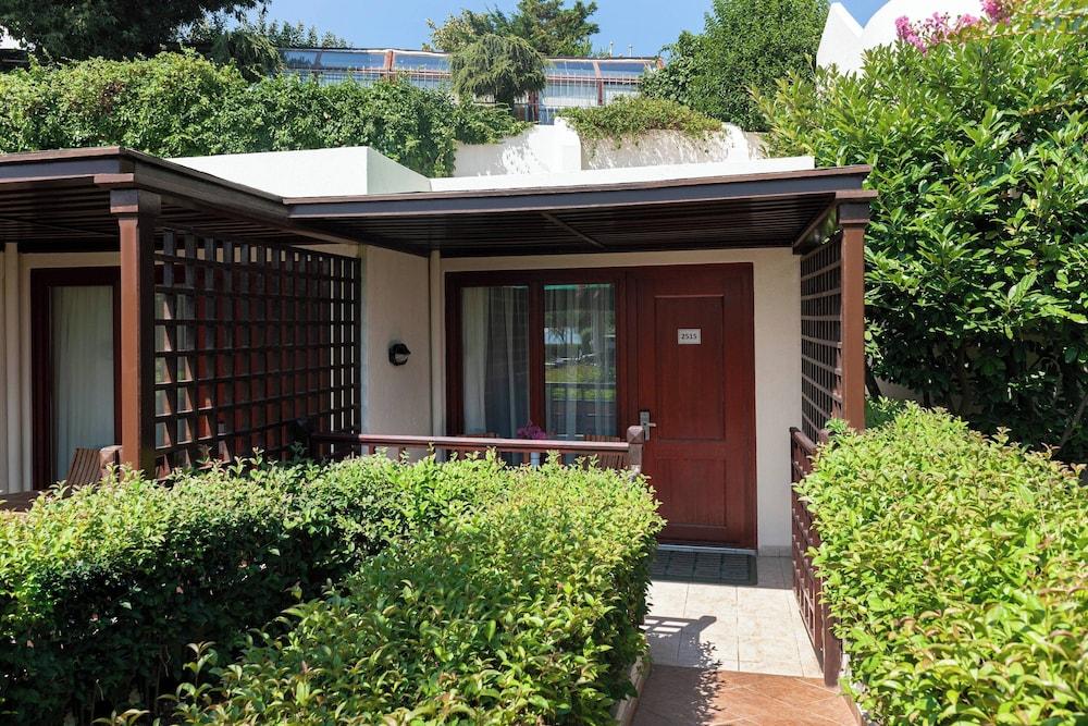 Renaissance Polat Istanbul Hotel 30094 — 2