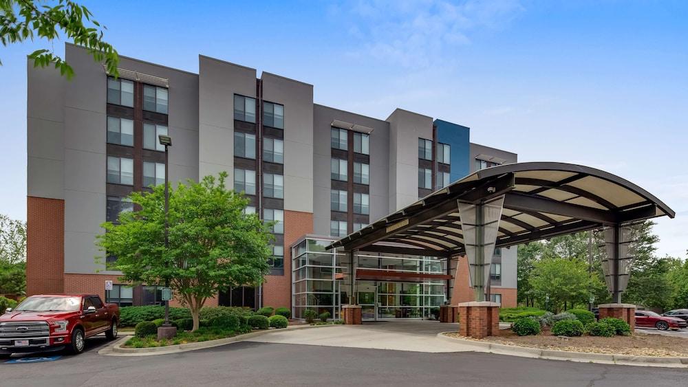 Best Western Plus Augusta North Inn & Suites — 4