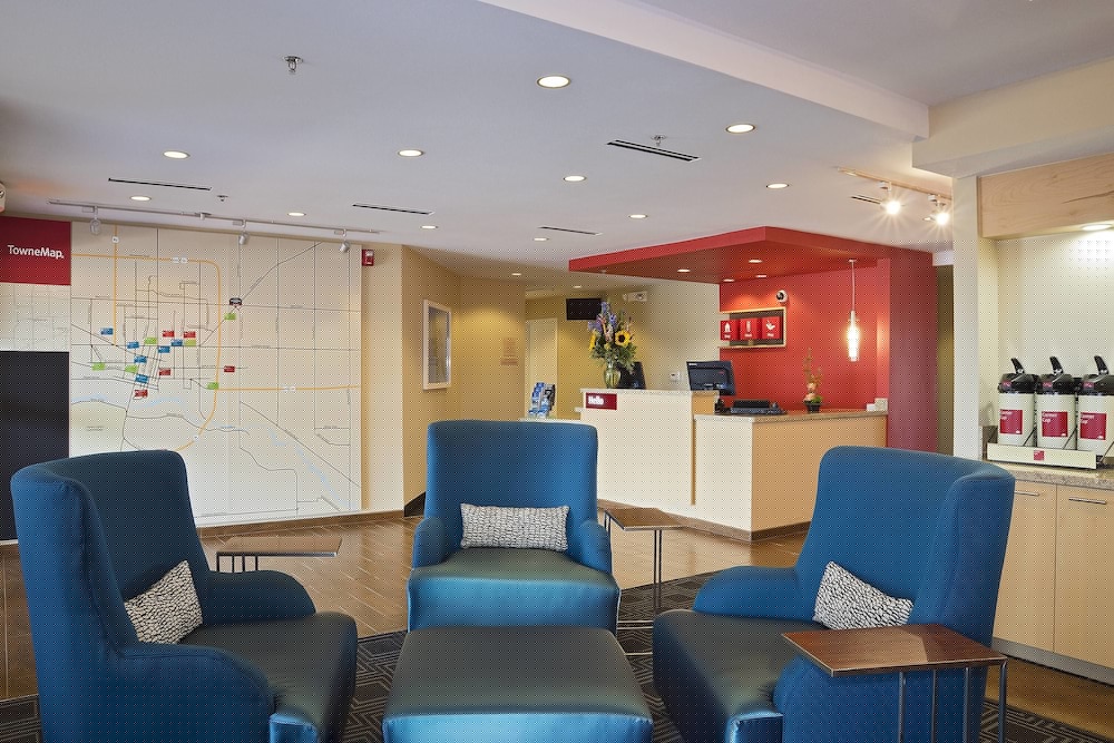 TownePlace Suites Garden City — 5