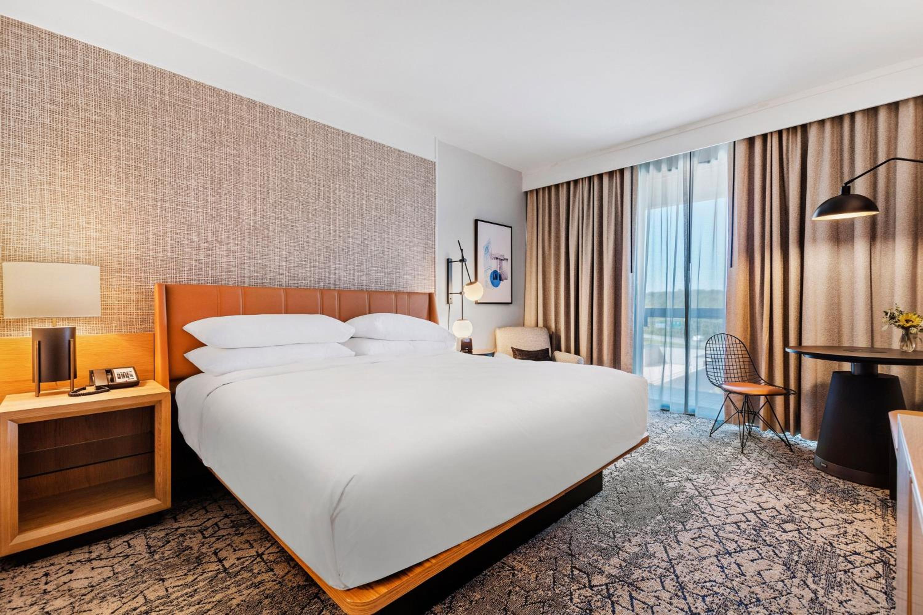 Sheraton Chapel Hill Hotel — 8