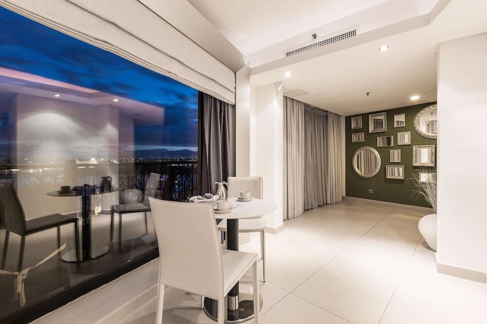 THE PALACE SLIEMA — 3