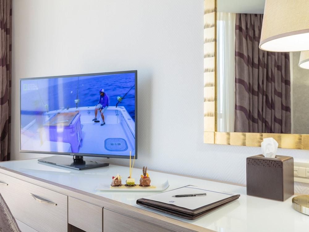Gefinor Rotana Hotel Beirut — 7