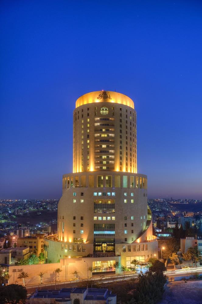 LE ROYAL AMMAN 16224 — 2