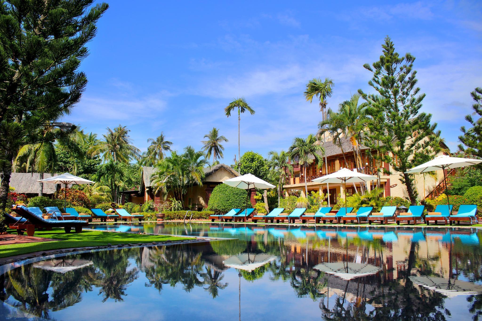 LITTLE MUINE RESORT — 2