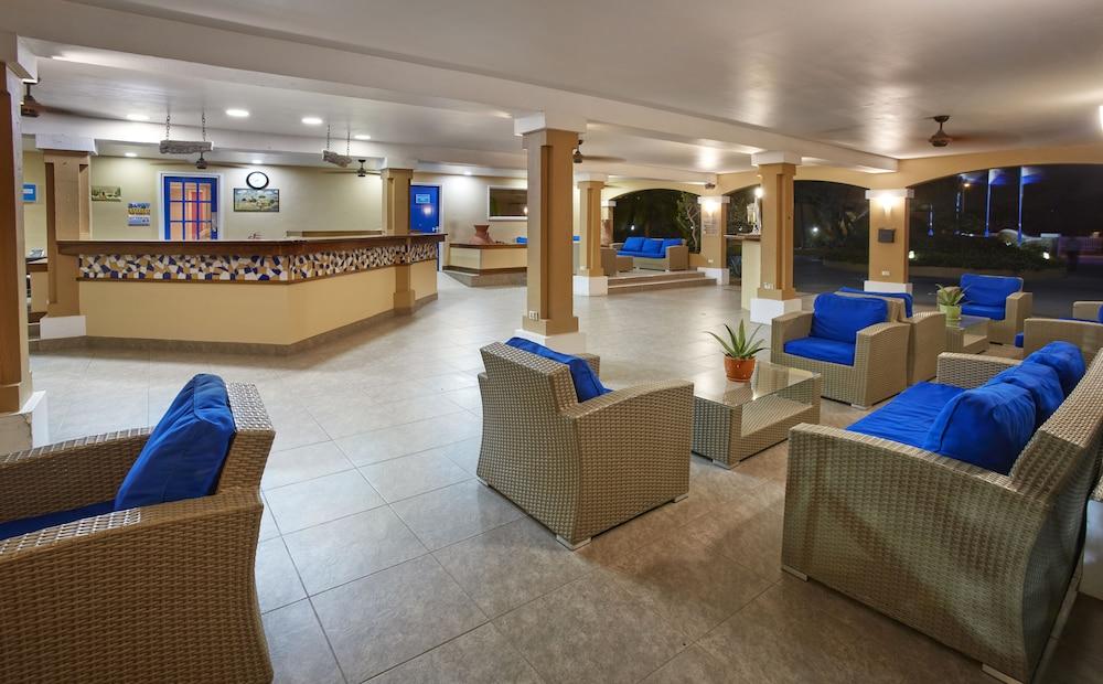 Divi Flamingo Beach Resort — 2