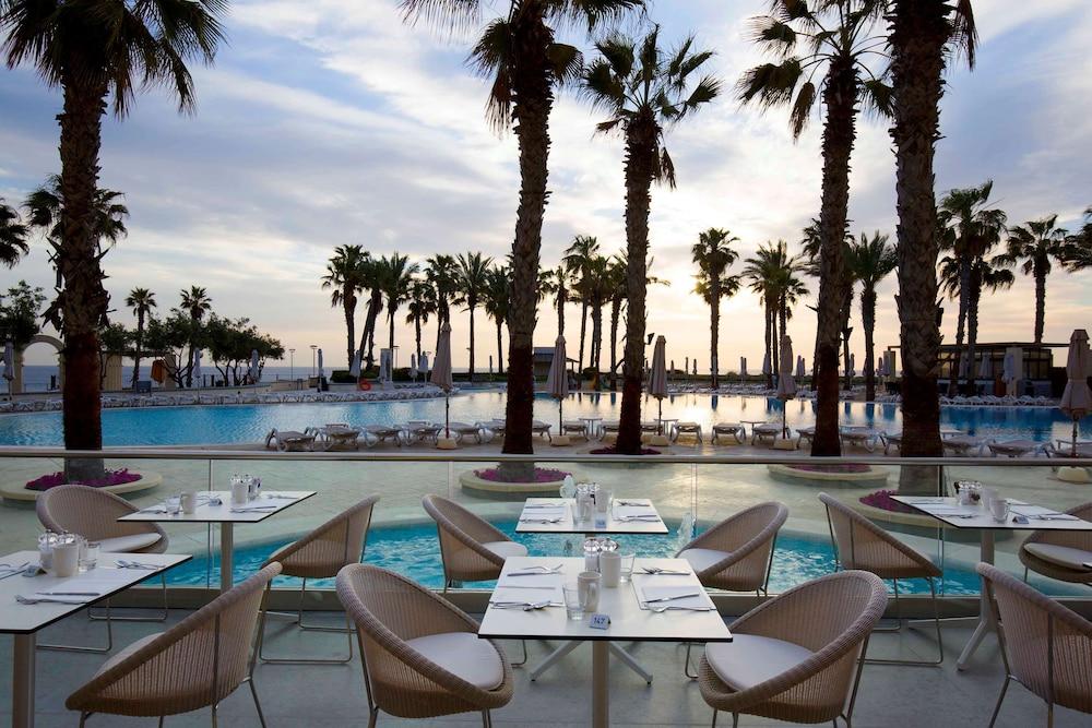 HILTON MALTA — 10