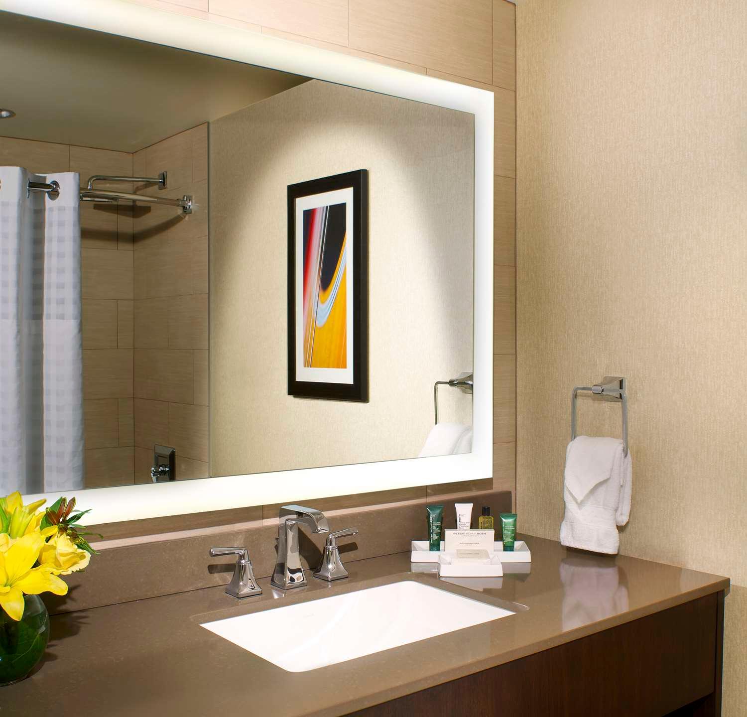 Hilton Austin — 1