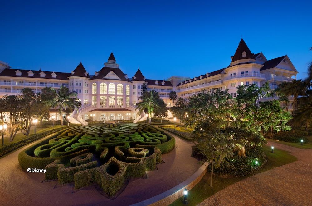 Hong Kong Disneyland Hotel 62794 — 6