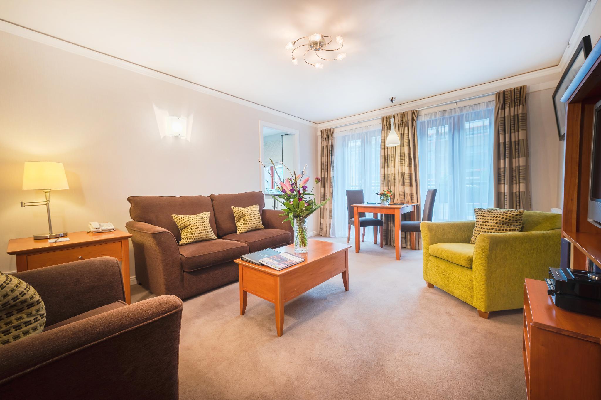 The Knight Residence by Mansley Serviced Apartments