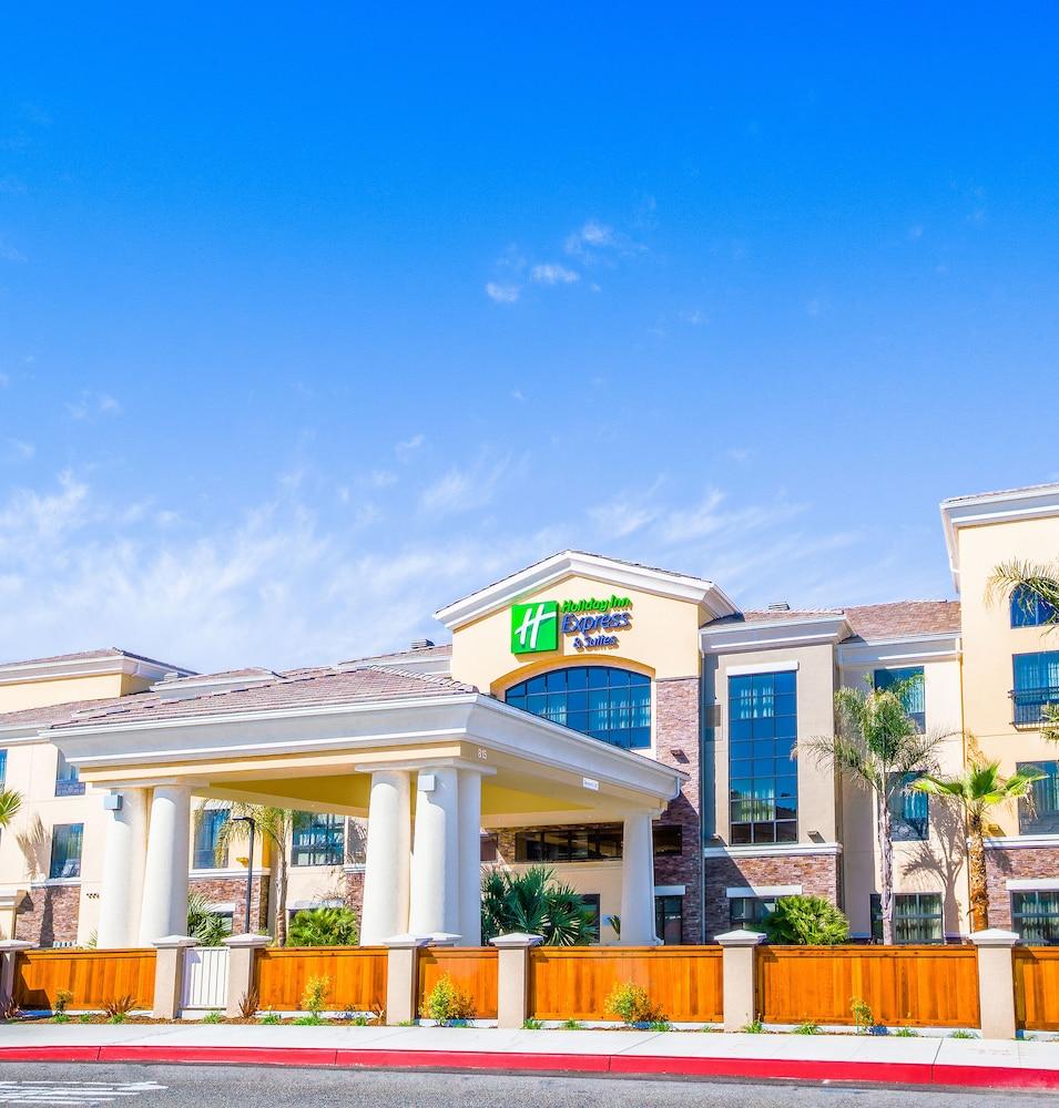 HOLIDAY INN EXPRESS AND SUITES EUREKA — 2