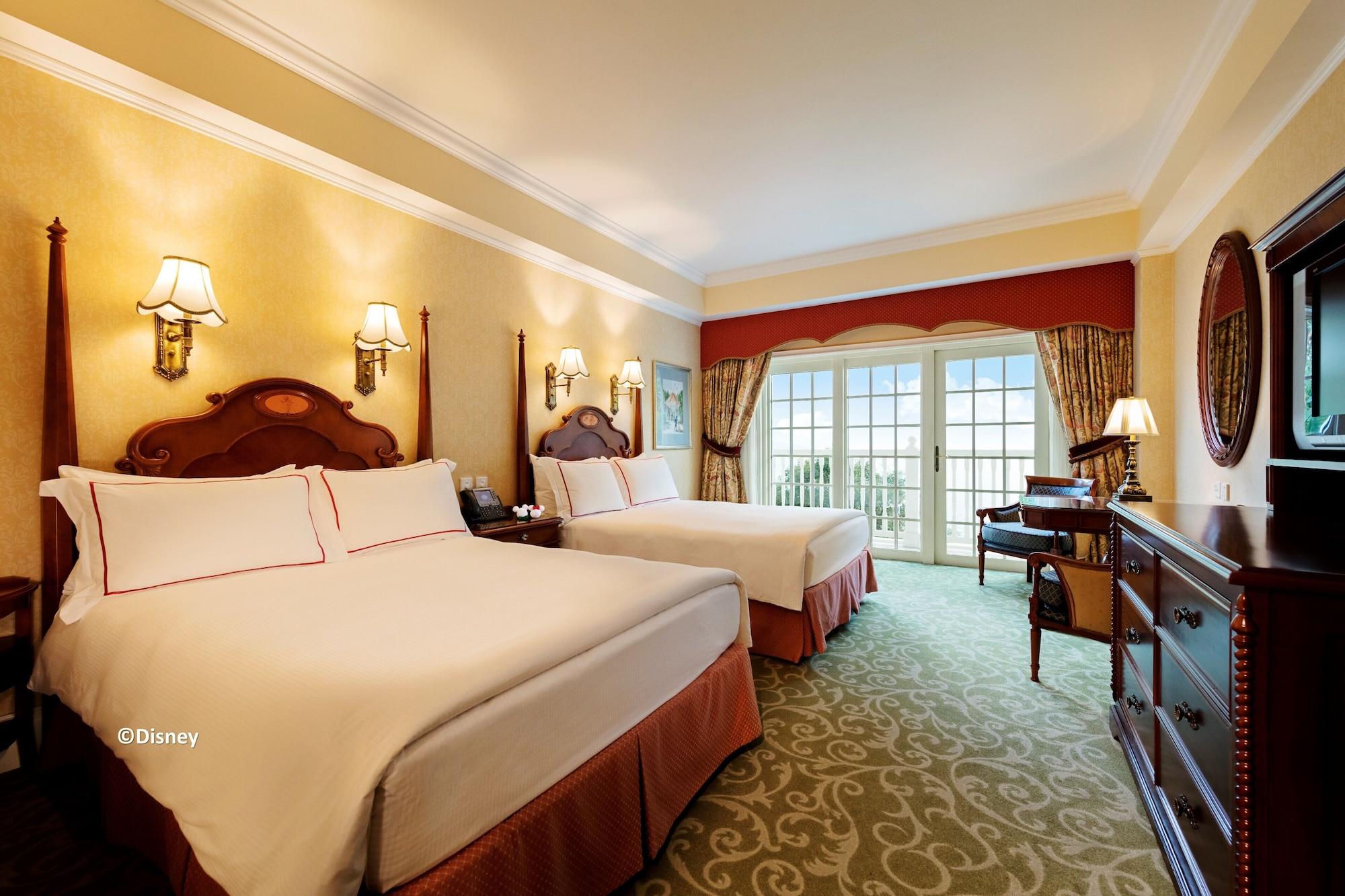 Hong Kong Disneyland Hotel 62794 — 3