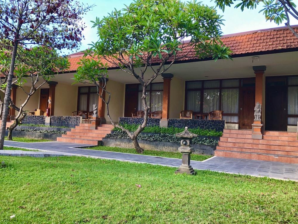 Inna Sindhu Beach Hotel and Resort 71804 — 2