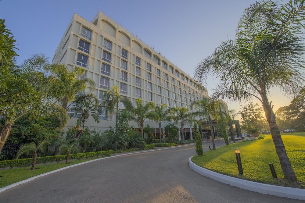 INTERCONTINENTAL LUSAKA — 4