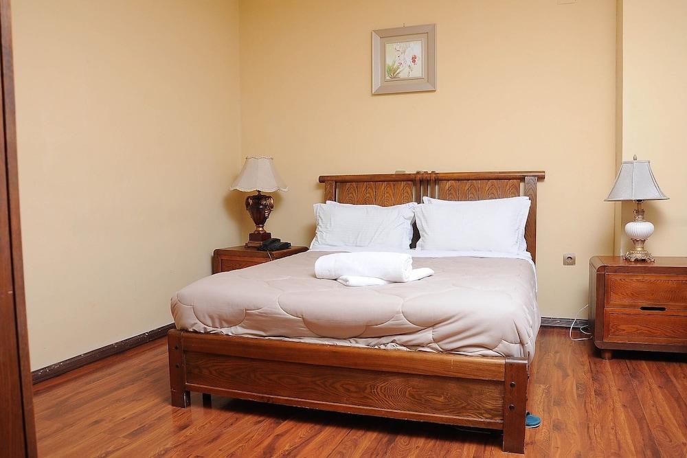 Dimitri Hotel — 5