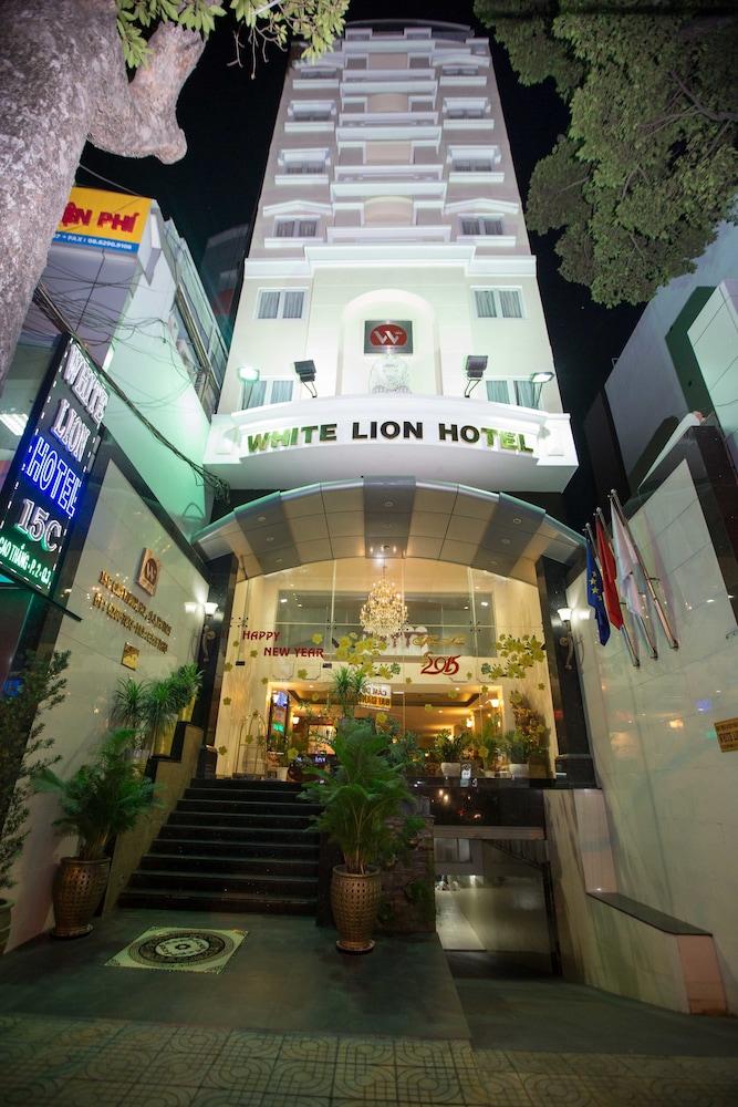 White Lion Hotel