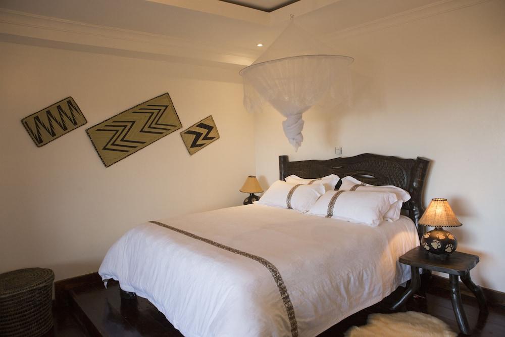 Inside Afrika Boutique Hotel — 9