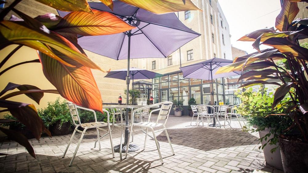 HESTIA HOTEL JUGEND — 7