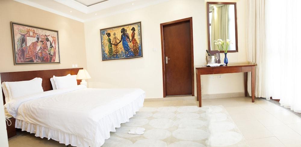 Tizeze Hotel — 7