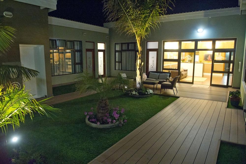 Namib Guesthouse 1071148 — 4