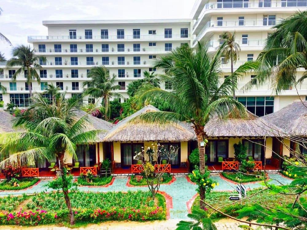 Thai Hoa Resort