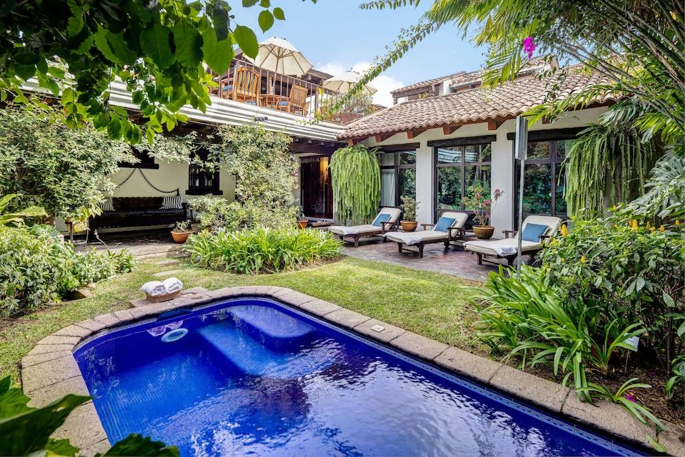 Casa Encantada 1143148 — 2