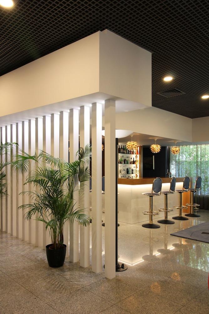 3K BARCELONA HOTEL(ex. HOTEL VIP EXECUTIVE BARCELONA) 99012 — 1