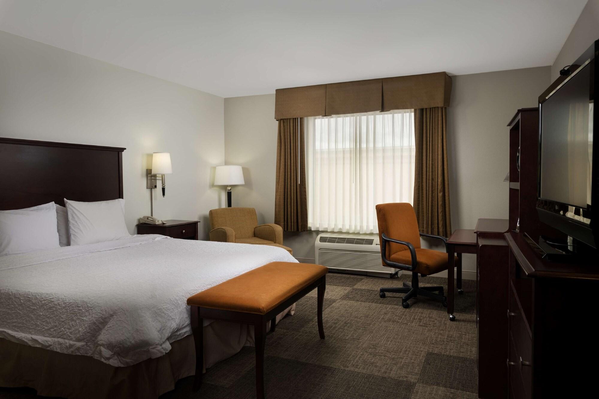 Hampton Inn & Suites Altus — 10