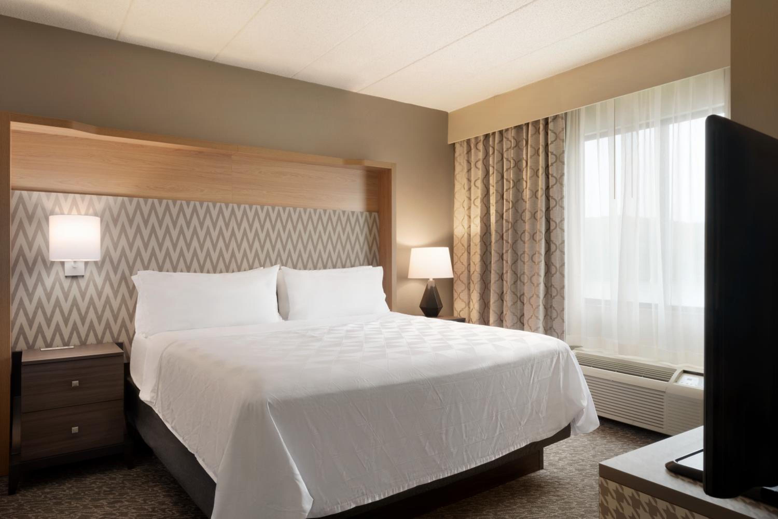 Holiday Inn Hotel & Suites Council Bluffs-I-29 — 9