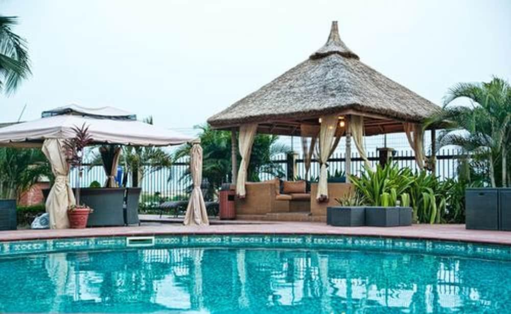 Hotel Bon Voyage — 2