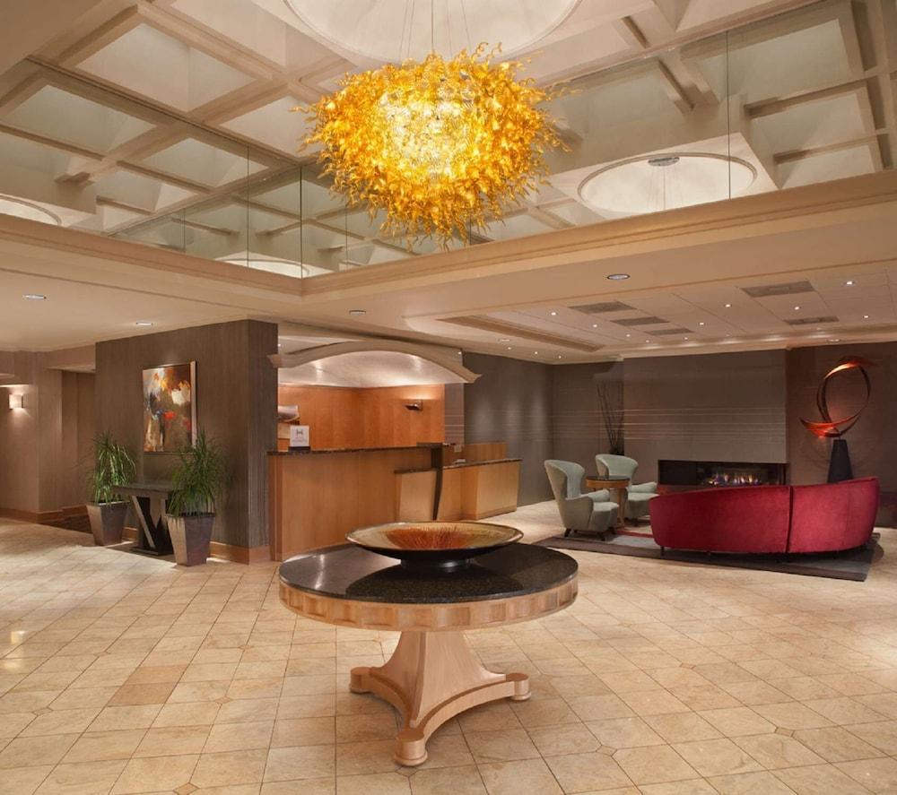 DoubleTree by Hilton Akron Fairlawn — 5
