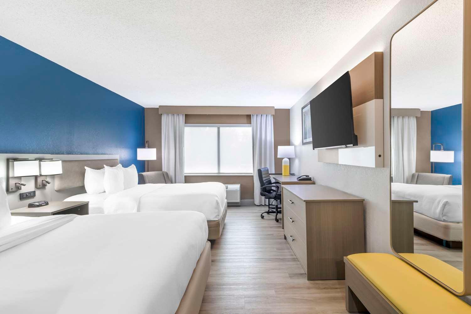 Comfort Inn Alpharetta-Atlanta North Alpharetta GA — 9
