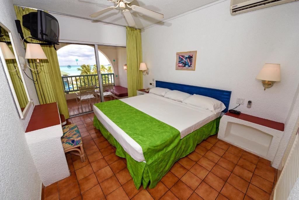 Jolly Beach Antigua All Inclusive — 10