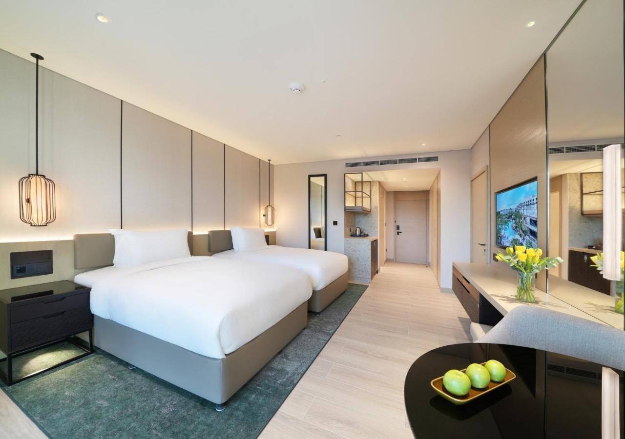Al Ain Rotana Hotel — 10