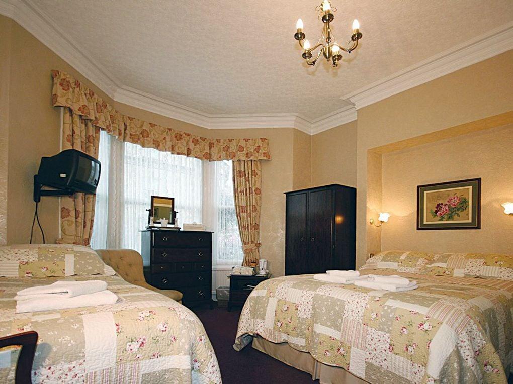 The Farthings Guest House — 10
