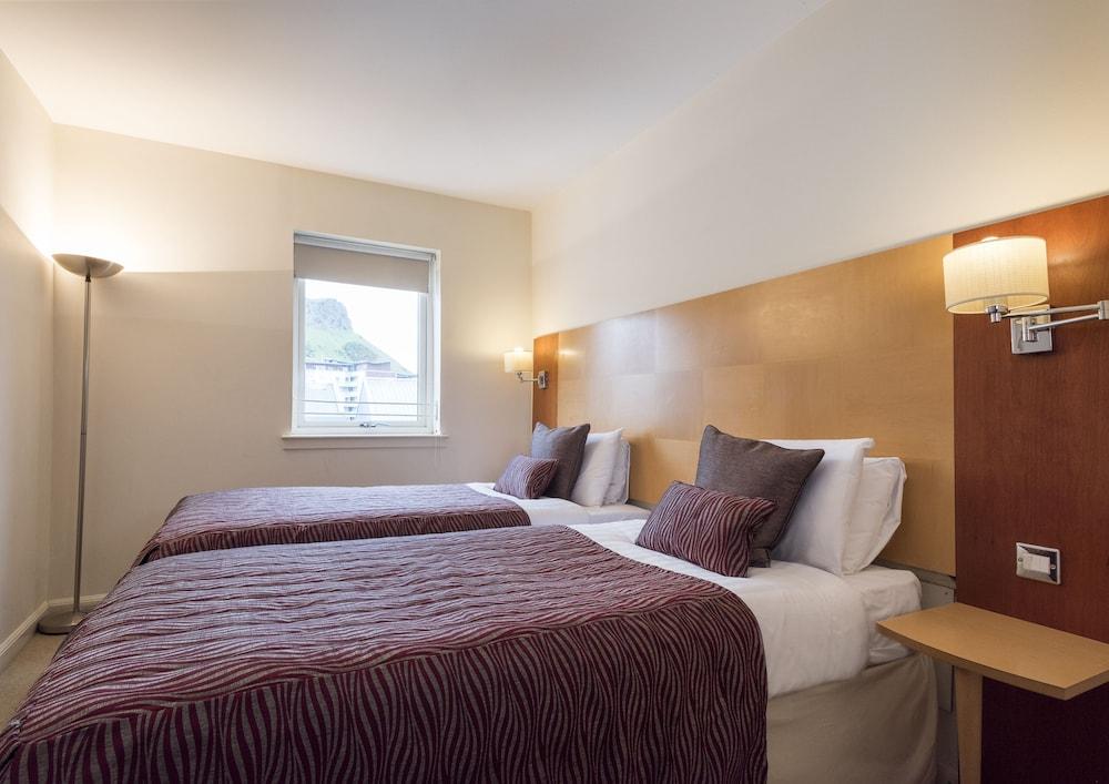 Holyrood Aparthotel — 9