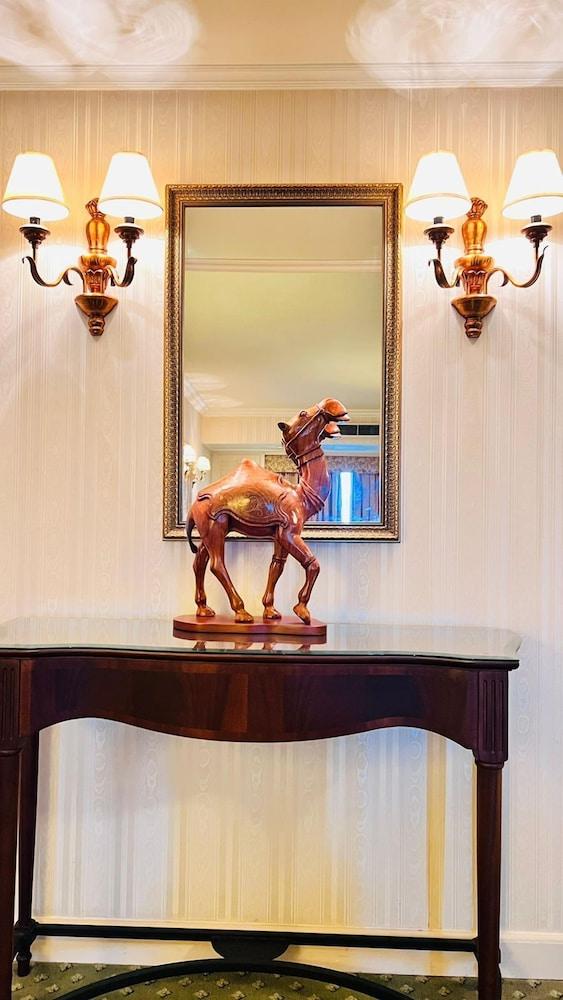 Connaught Palace Hotel — 9