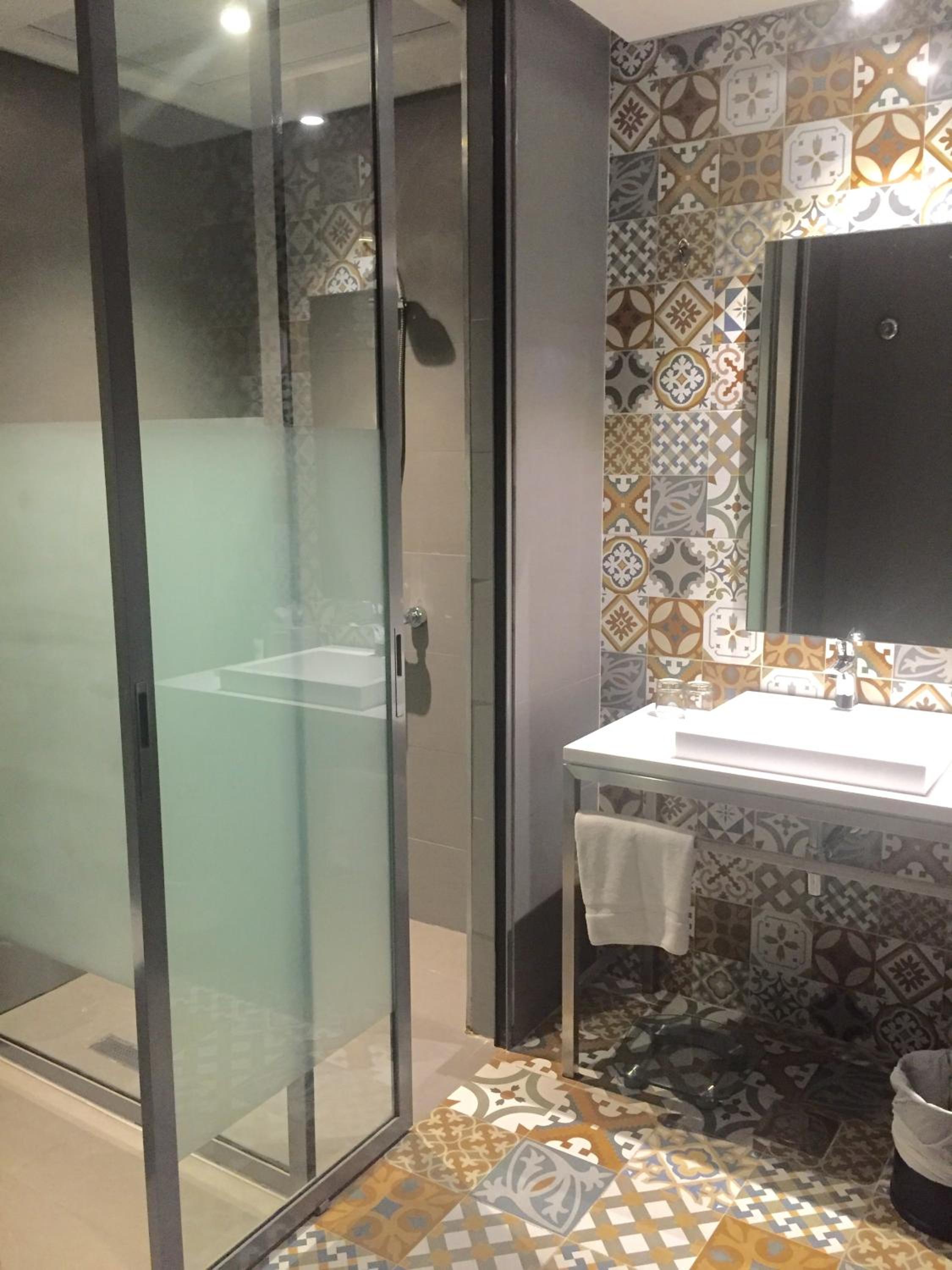 Intercontinental Abu Dhabi — 2