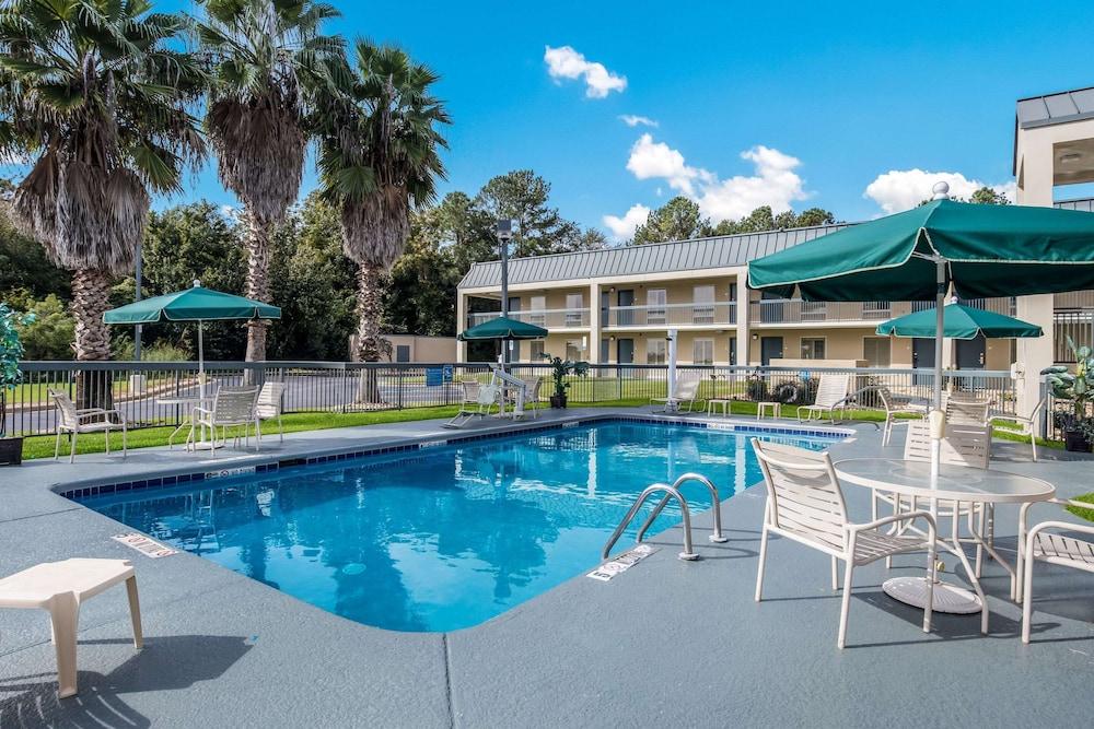 Quality Inn Albany — 4